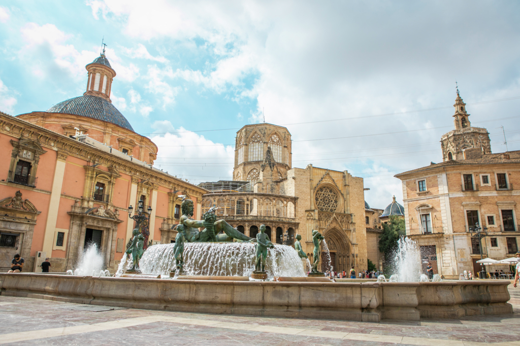 Plaza de la Virgen