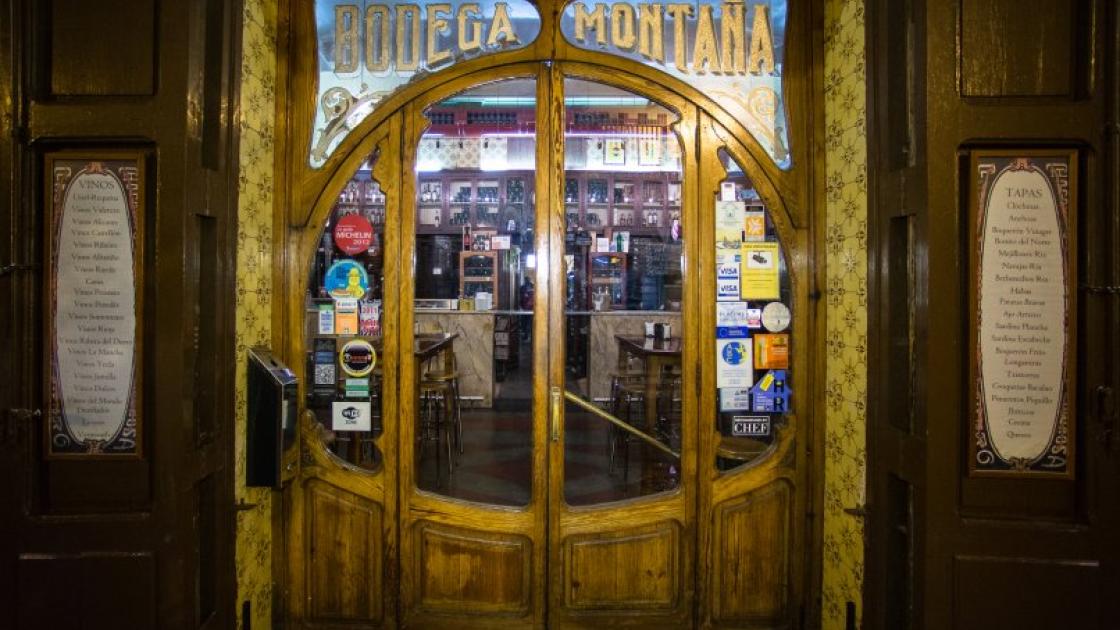 bodega casa montaña