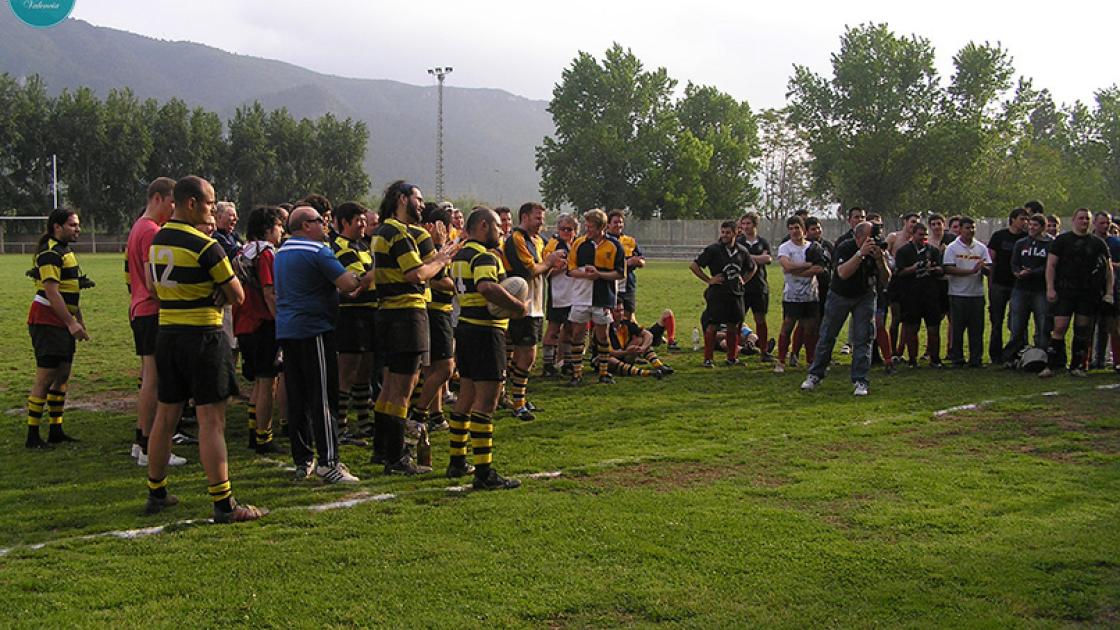 grupo durante visita guiada de rugby discovering valencia