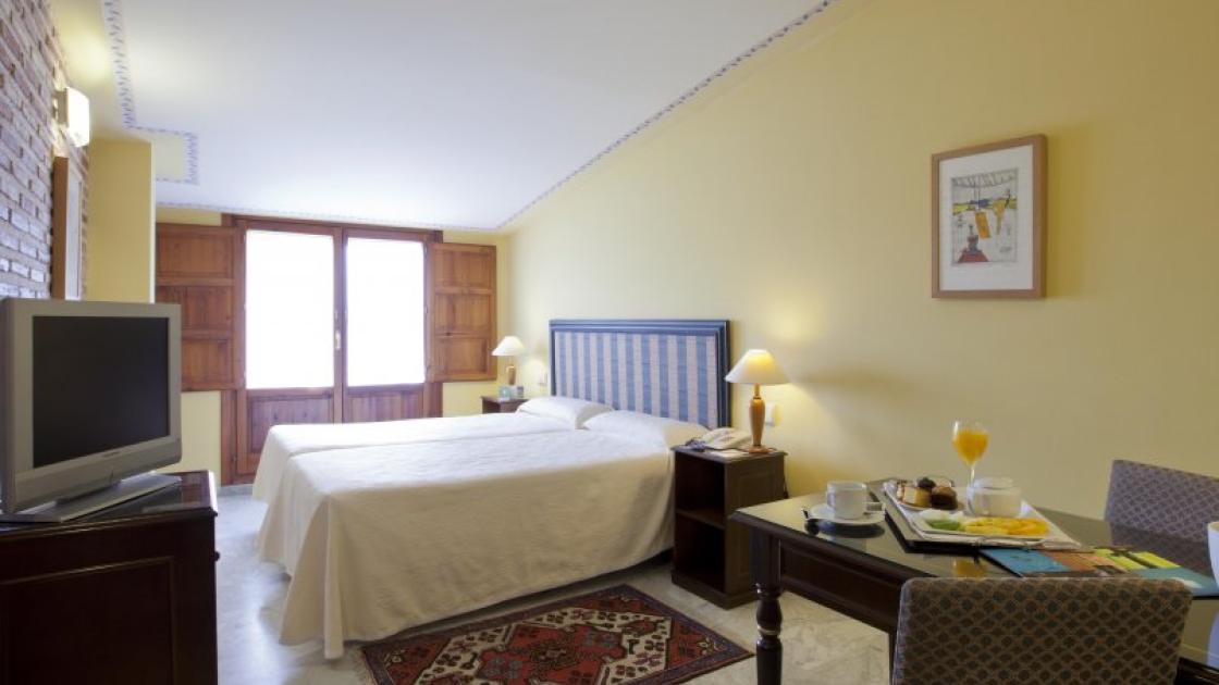 hotel ad hoc parque golf