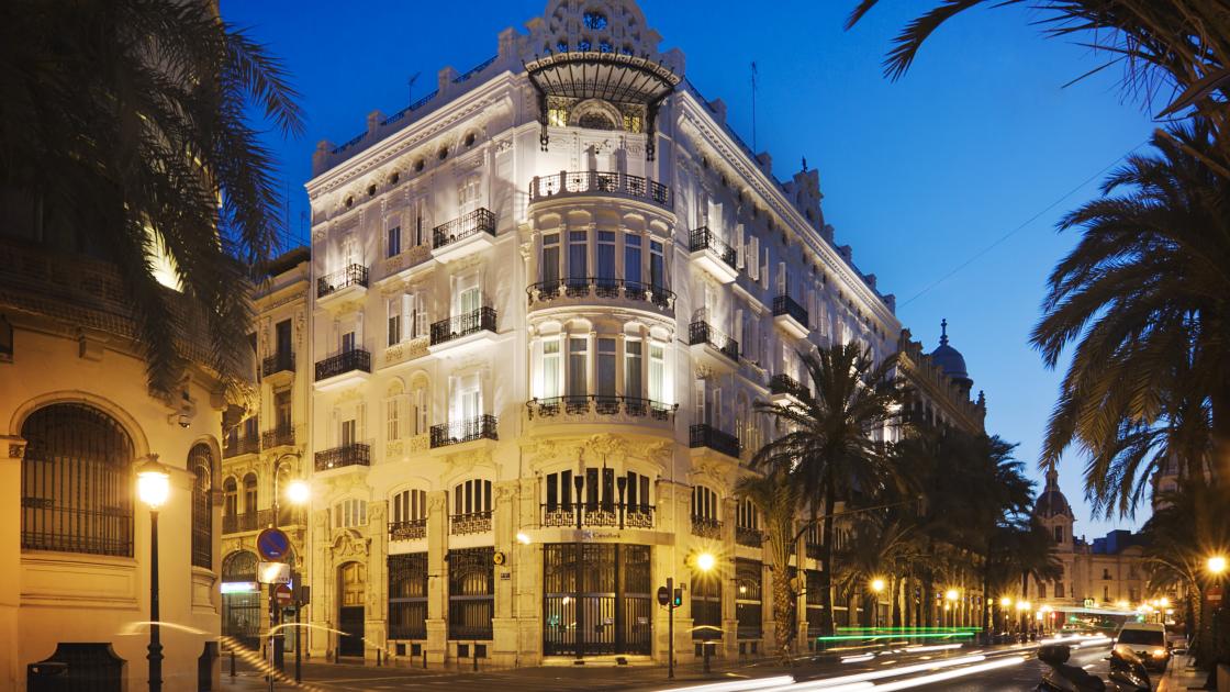 fachada exterior hotel one shot palacio reina victoria