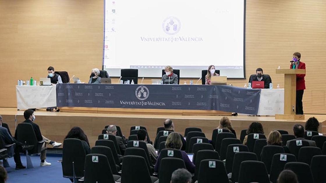 vista de sala de conferencias en la universitat de valencia