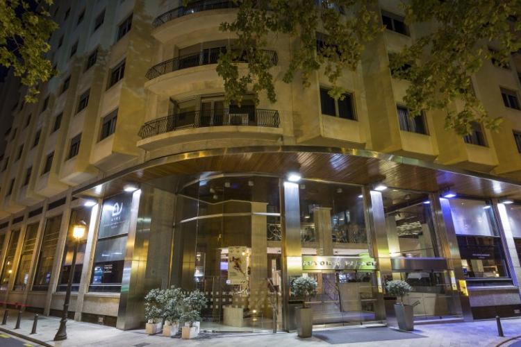 fachada exterior del hotel astoria palace