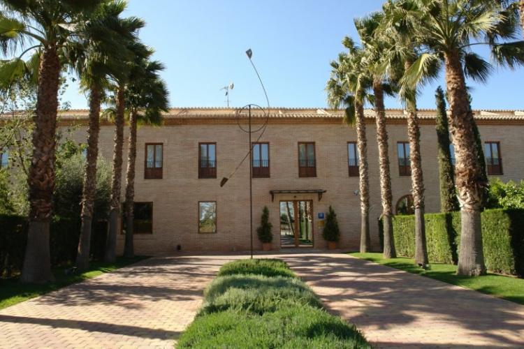 exterior del hotel ad hoc parque golf