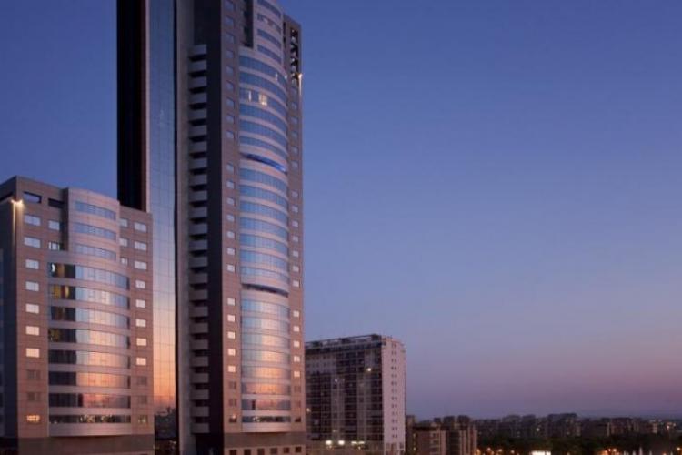 vista exterior del hotel meliá valencia