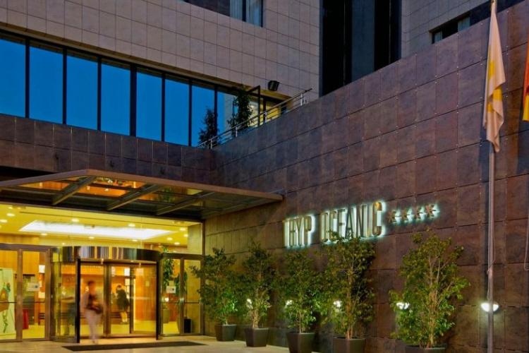 fachada hotel tryp oceanic valencia